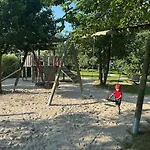 Neuf, 6 Personnes, 2 아파트 Munsbach