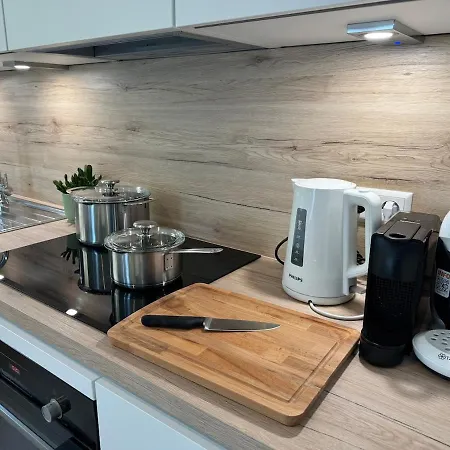 Neuf, 6 Personnes, 2 Apartment