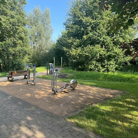 Neuf, 6 Personnes, 2 Apartment