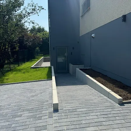 Neuf, 6 Personnes, 2 * Münsbach