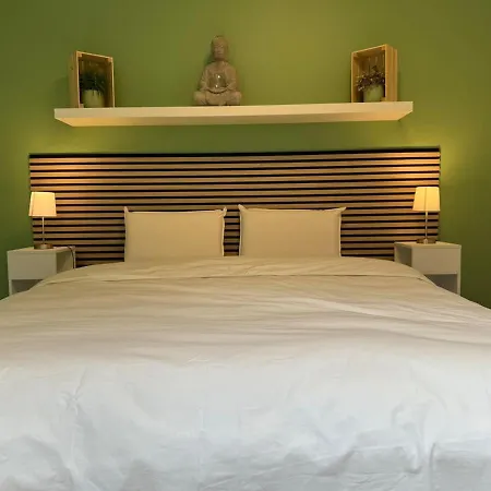 Neuf, 6 Personnes, 2 公寓