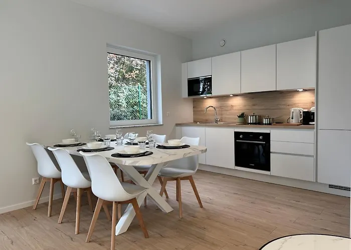 Neuf, 6 Personnes, 2