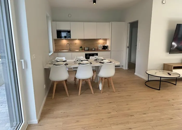 Neuf, 6 Personnes, 2 * Münsbach