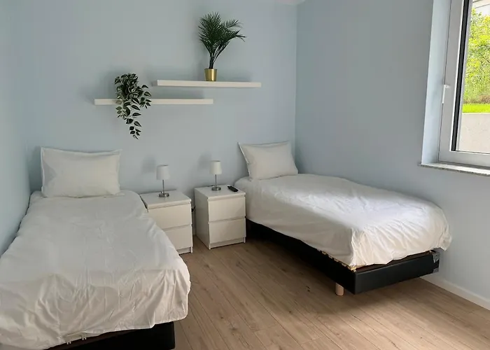 Neuf, 6 Personnes, 2 Apartament