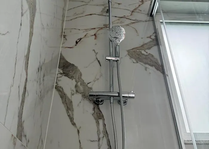 Neuf, 6 Personnes, 2 * Münsbach